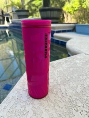 Starbucks Fuchsia Cup🤍